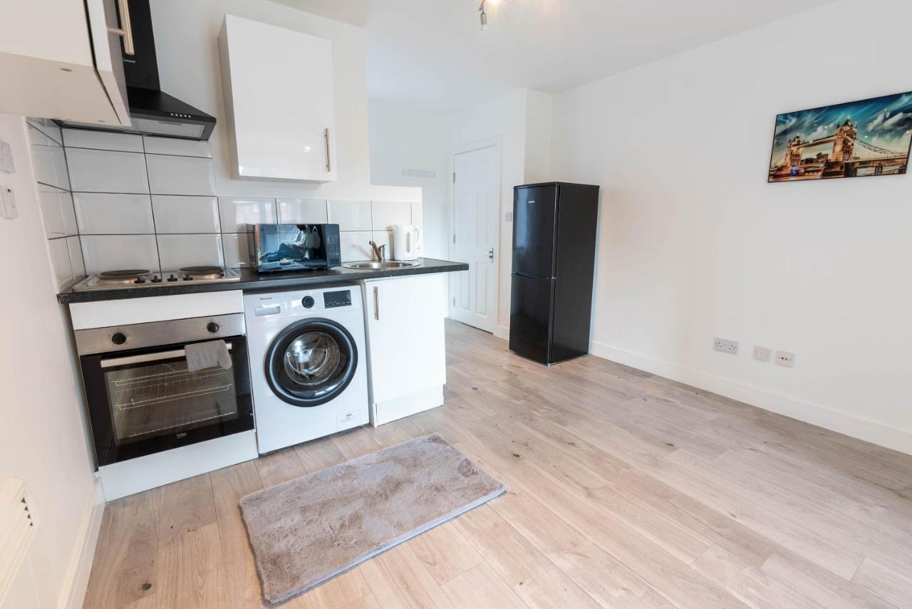 Flat 03 Studio Flat Near Aylesbury Station Free Parking Ngoại thất bức ảnh